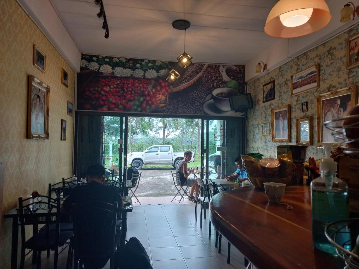 Amaretto Hostel Surat Thani Exterior photo