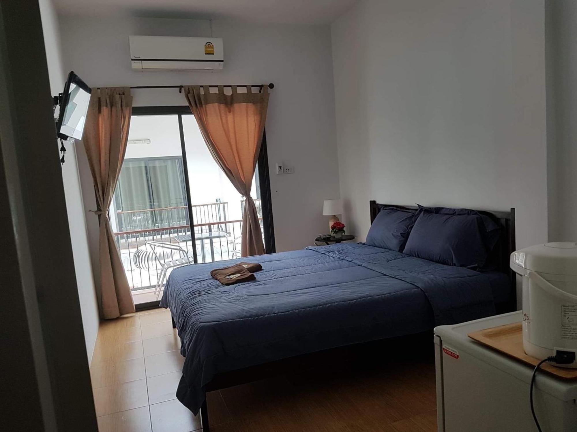 Amaretto Hostel Surat Thani Exterior photo